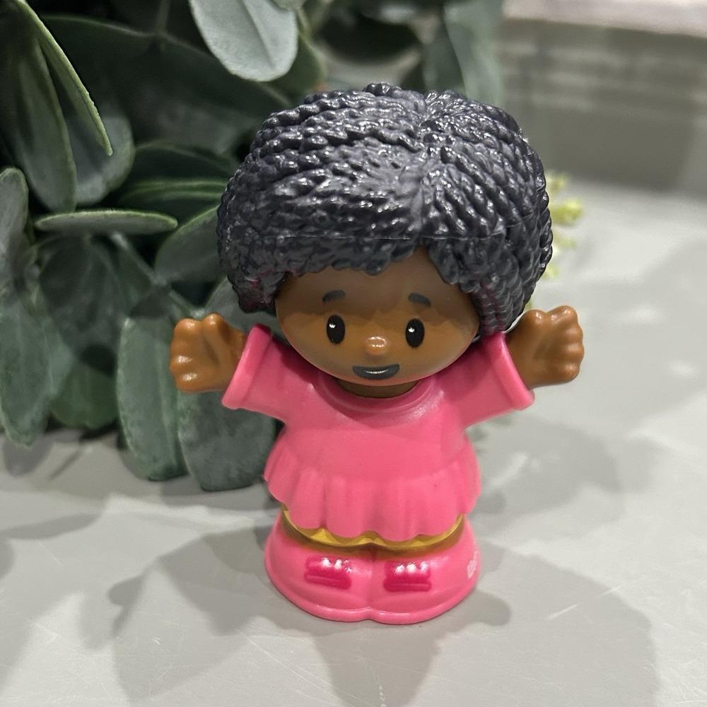 Replacement Little Girl Figure for Little People Friends Together Playhouse 2020